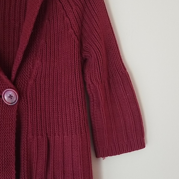 Sweater - Picture 4 of 7